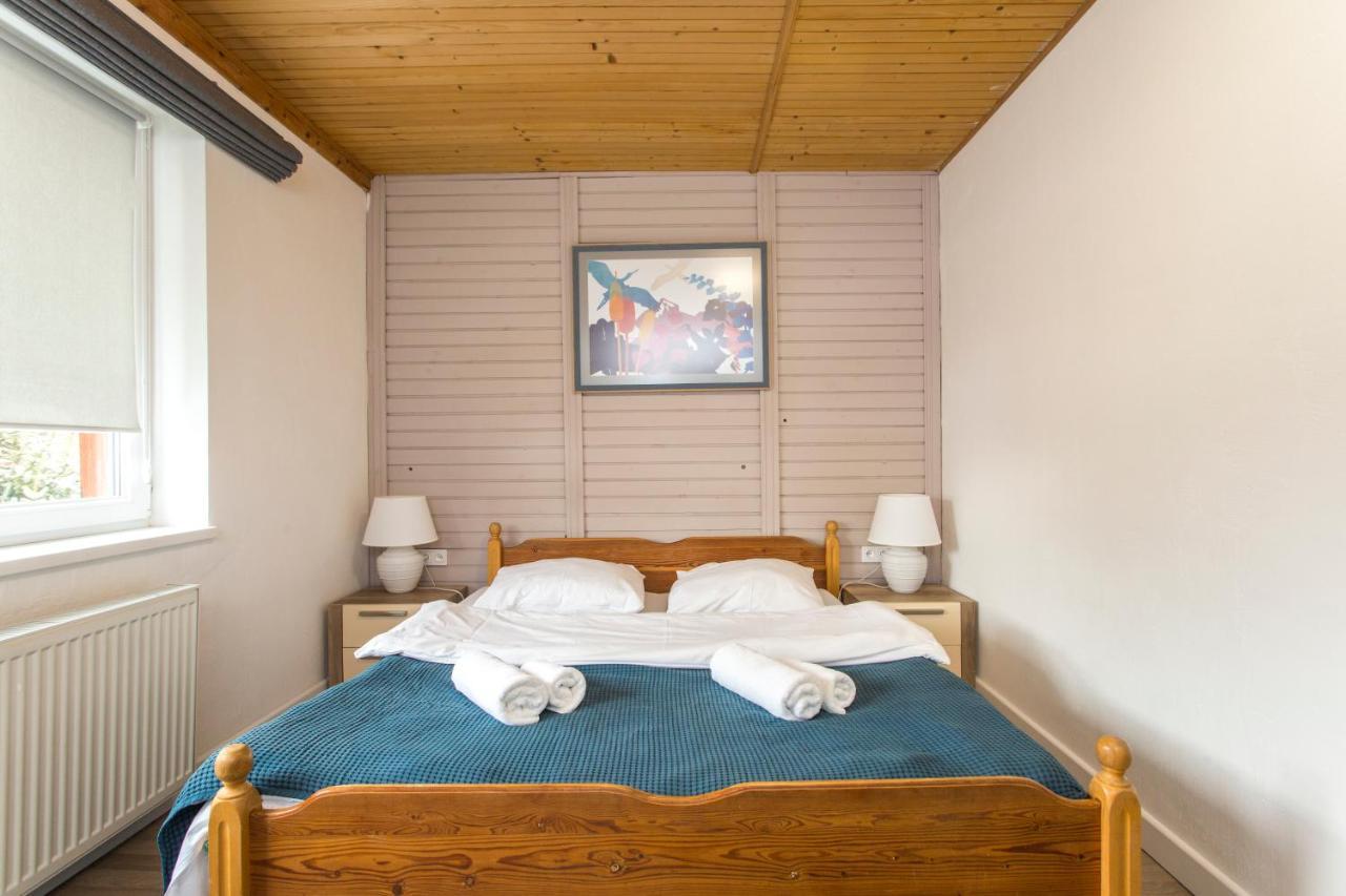 Guesthouse Yes In Bodice Ngoại thất bức ảnh