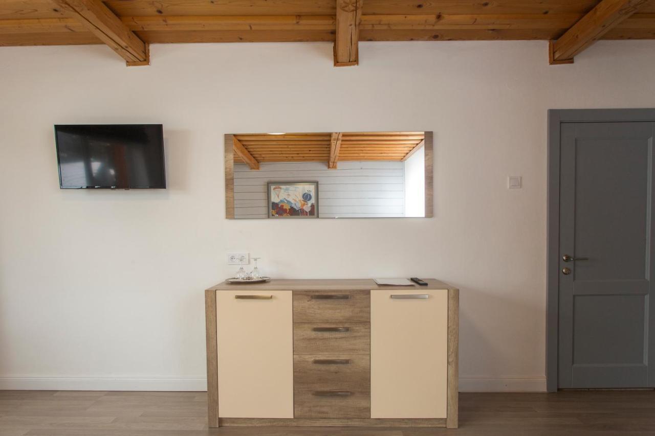 Guesthouse Yes In Bodice Ngoại thất bức ảnh