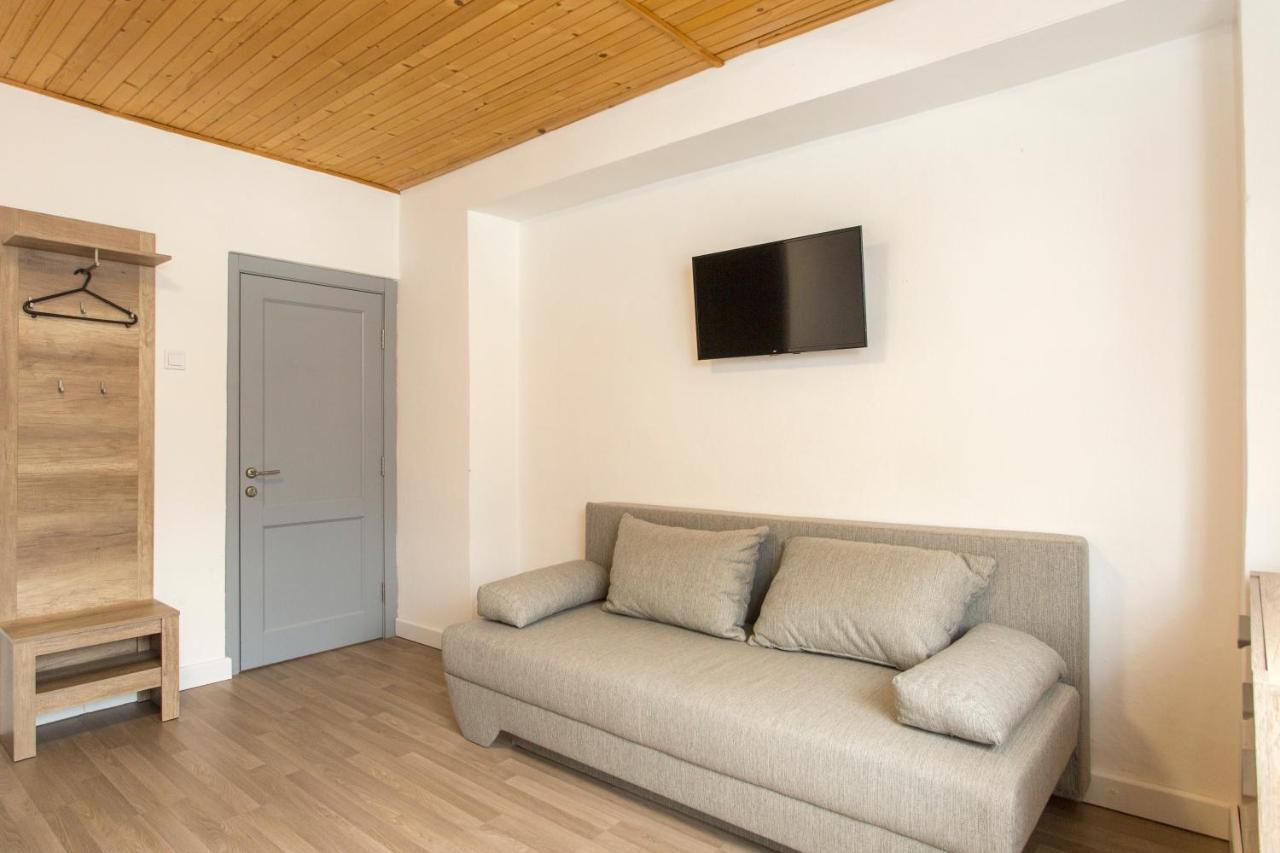 Guesthouse Yes In Bodice Ngoại thất bức ảnh